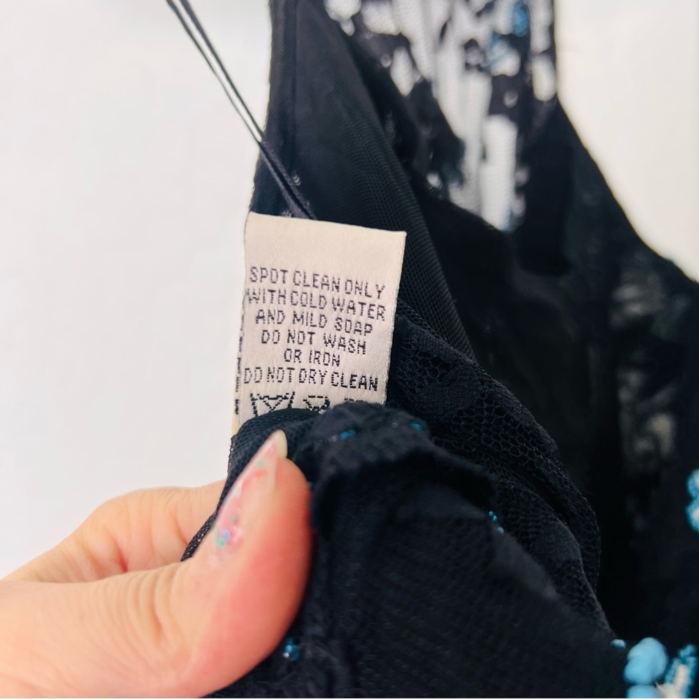 Vintage Cache Beaded Lace Halter Top 6 - Picture 13 of 13